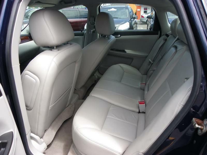2010 Chevrolet Impala Image 6