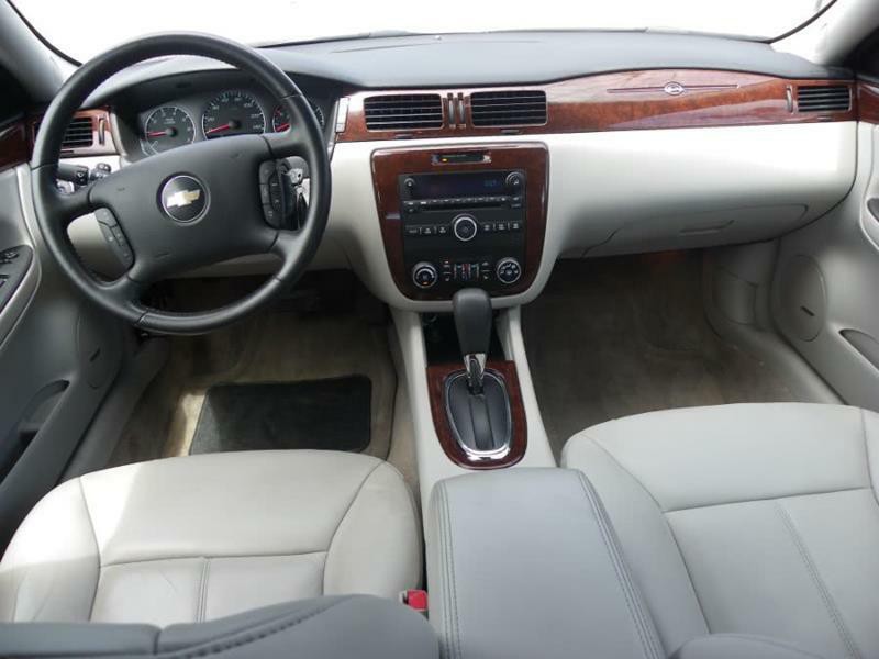 2010 Chevrolet Impala Image 7
