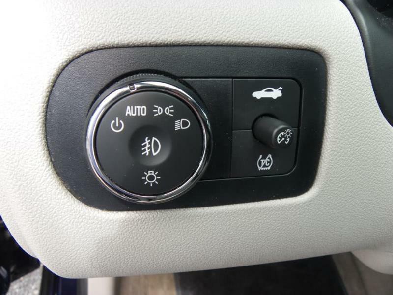 2010 Chevrolet Impala Image 9