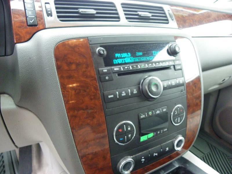 2007 Chevrolet Tahoe Image 10