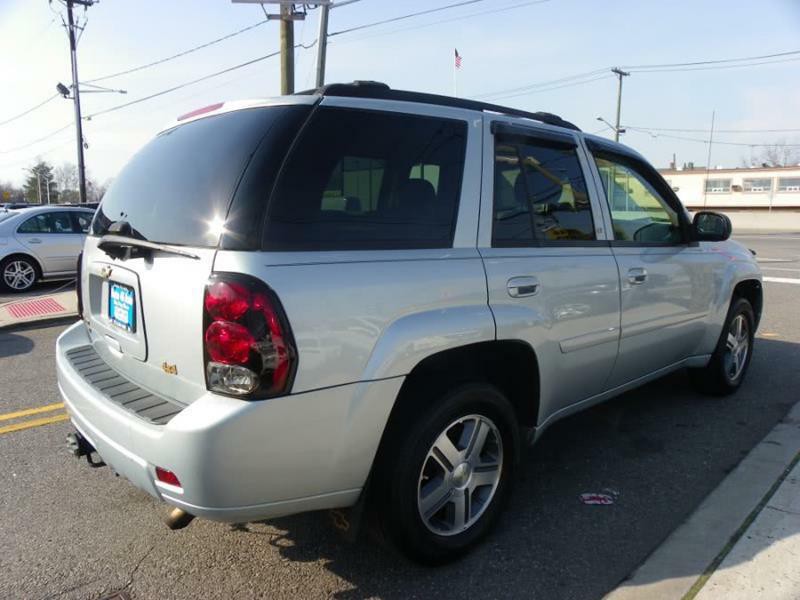 2007 Chevrolet Trailblazer Image 3