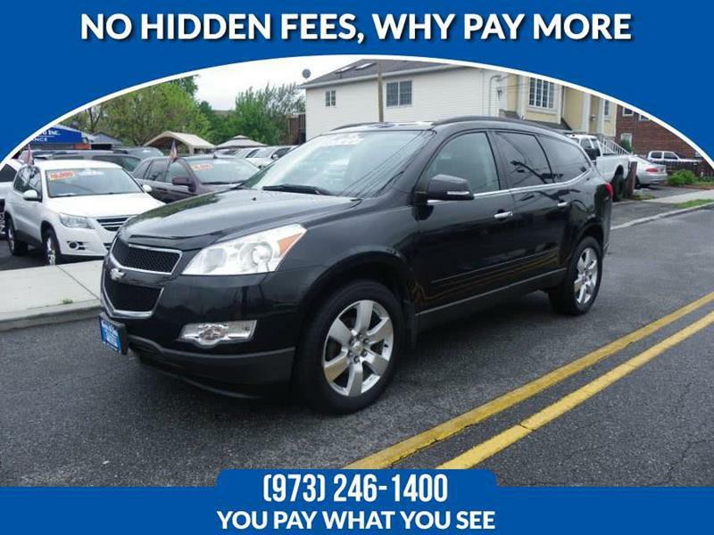 2010 Chevrolet Traverse Image 1