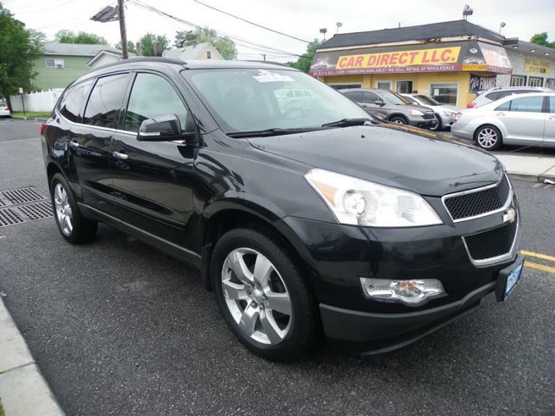 2010 Chevrolet Traverse Image 2