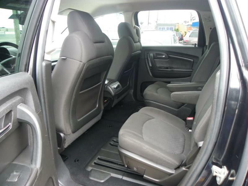 2010 Chevrolet Traverse Image 6
