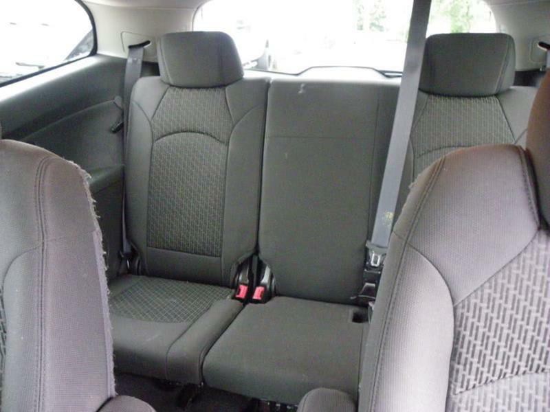 2010 Chevrolet Traverse Image 7