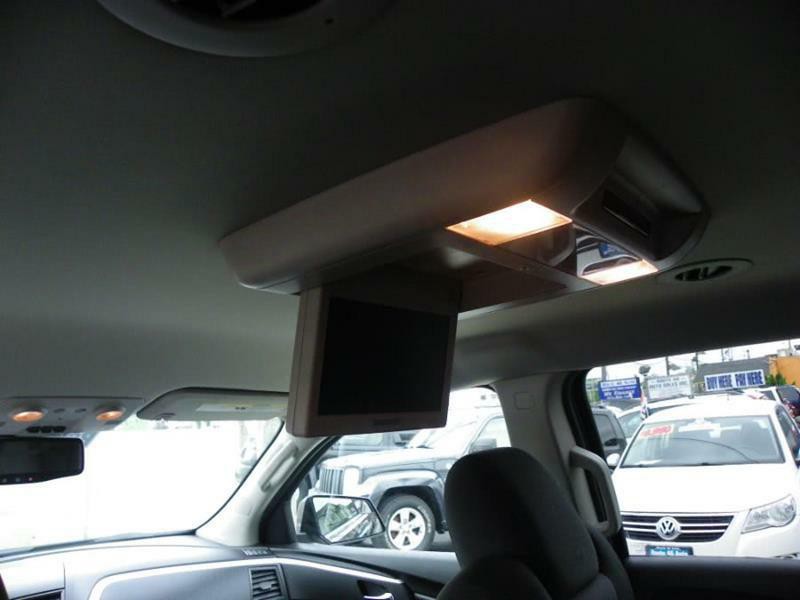 2010 Chevrolet Traverse Image 8