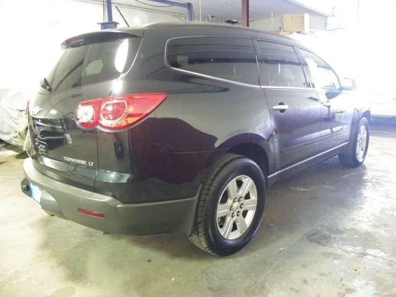 2011 Chevrolet Traverse Image 3
