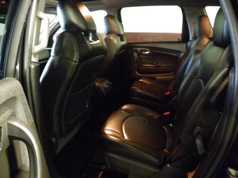 2011 Chevrolet Traverse Image 6