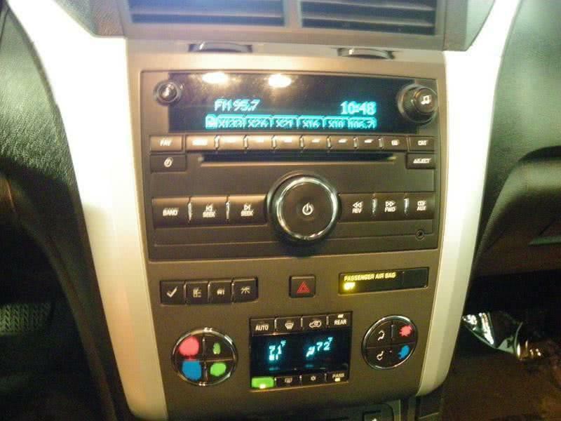 2011 Chevrolet Traverse Image 12