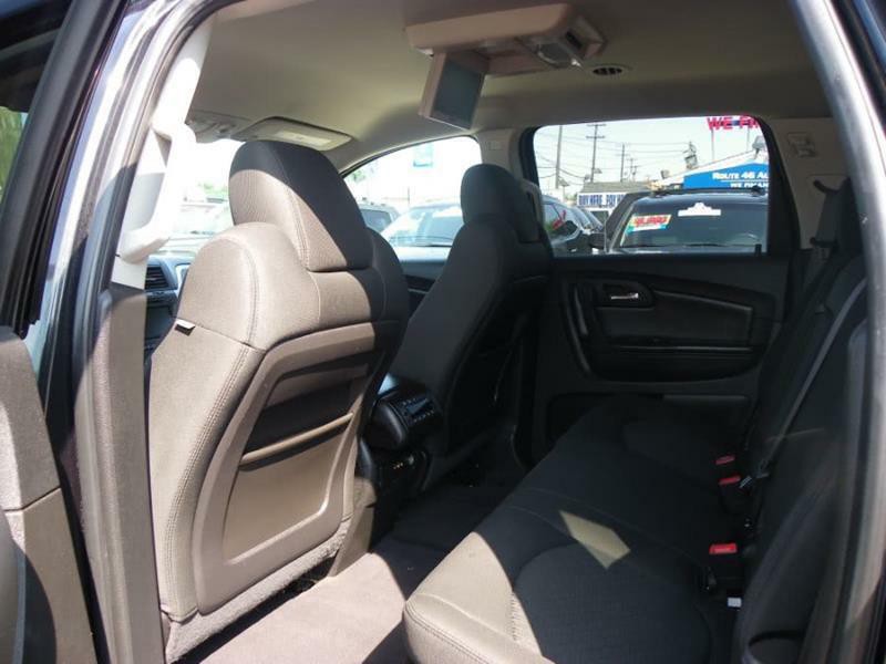 2010 Chevrolet Traverse Image 6
