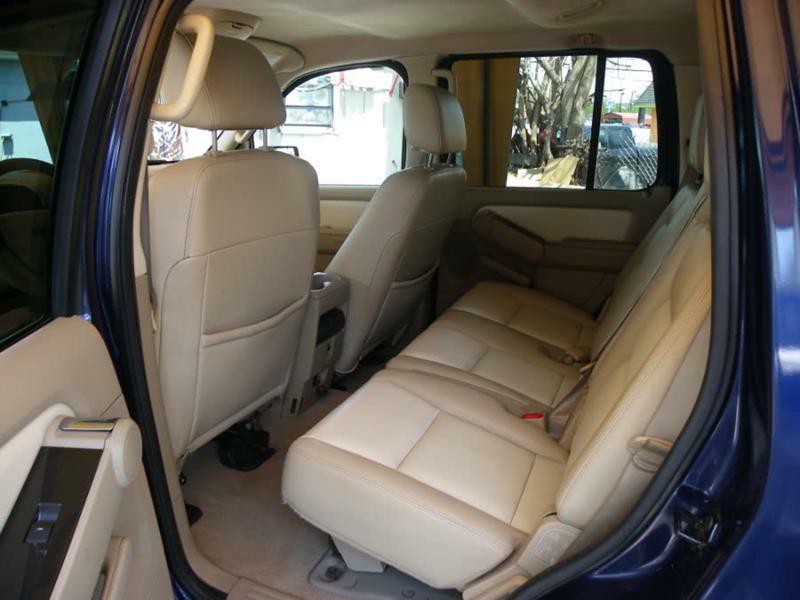 2007 Ford Explorer Image 6