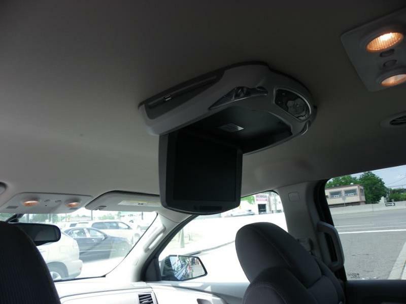 2011 Chevrolet Traverse Image 8