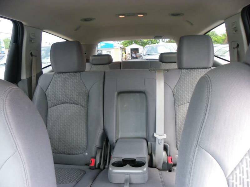 2011 Chevrolet Traverse Image 14
