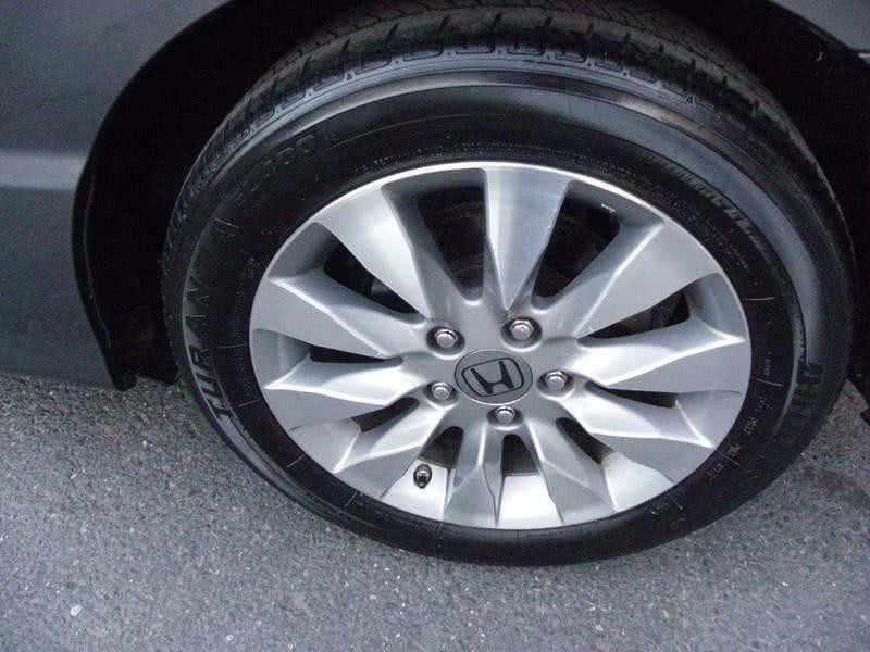 2011 Honda Civic Image 15