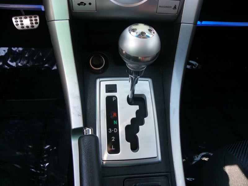 2006 Scion tC Image 9