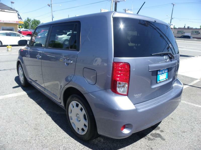 2012 Scion xB Image 4