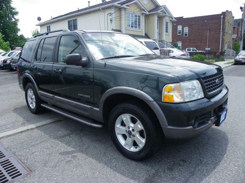 2002 Ford Explorer Image 2