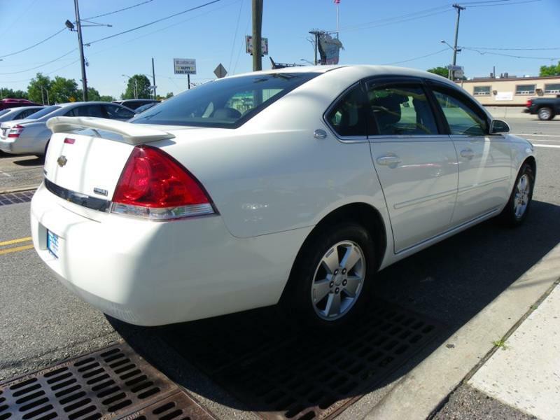 2007 Chevrolet Impala Image 3