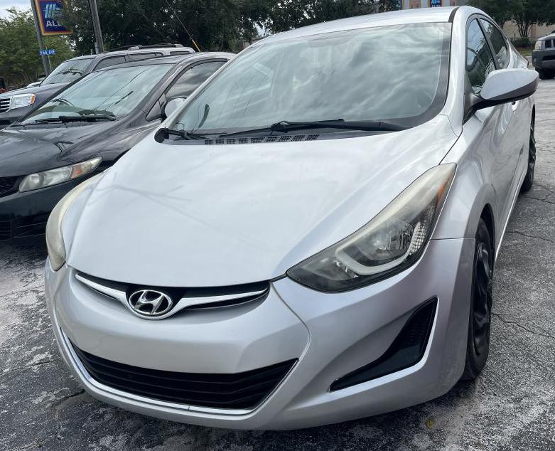 2016 Hyundai Elantra Image 3