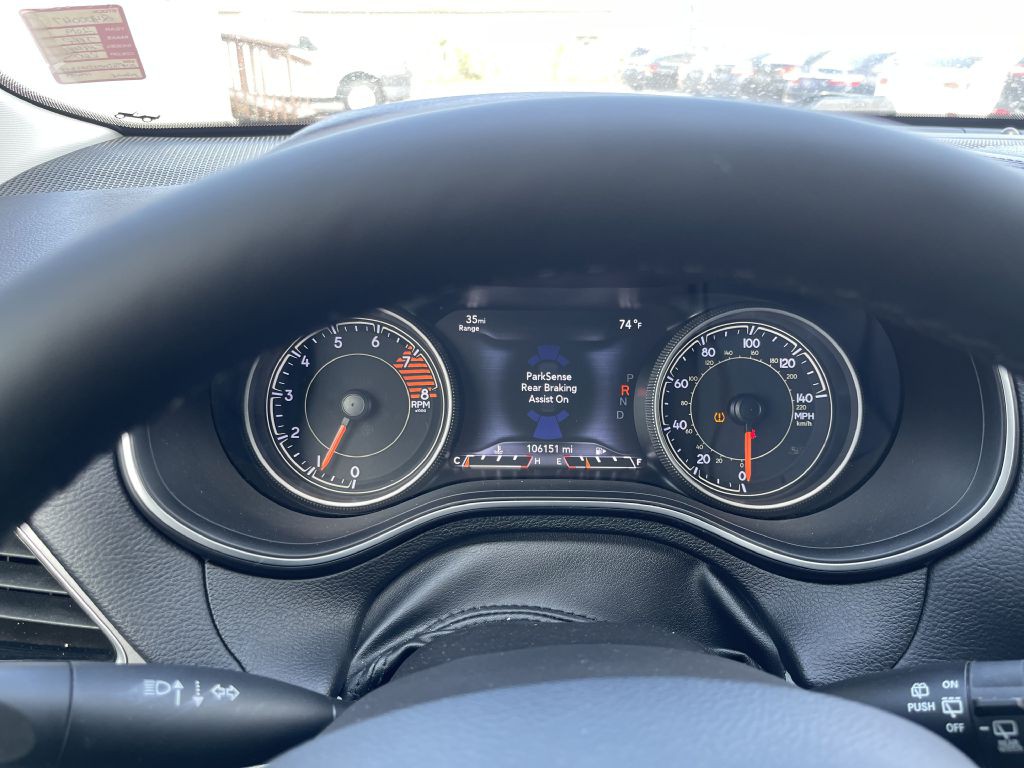 2019 Jeep Cherokee Image 16
