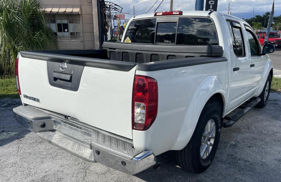 2015 Nissan Frontier Image 4