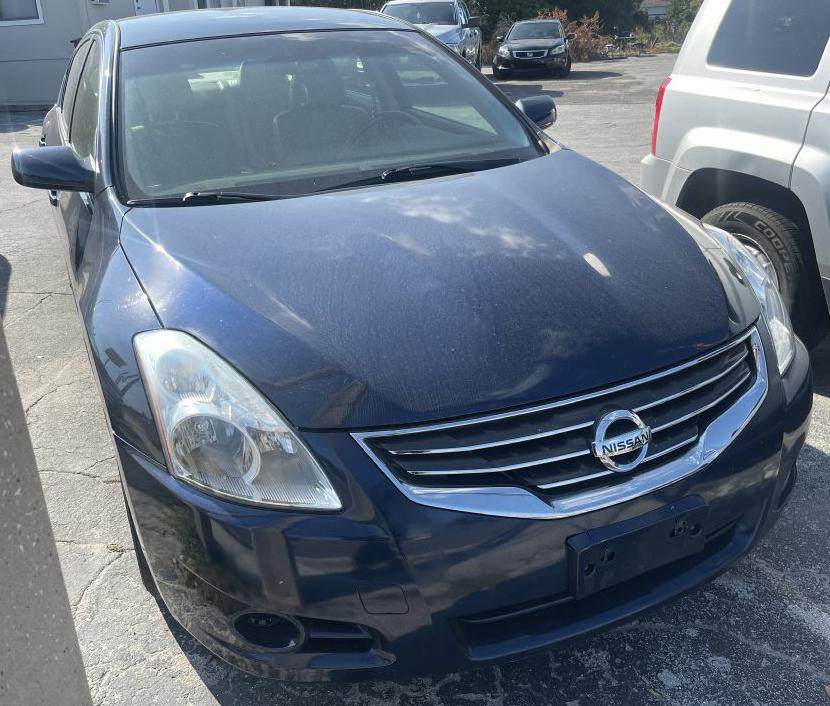 2012 Nissan Altima Image 2