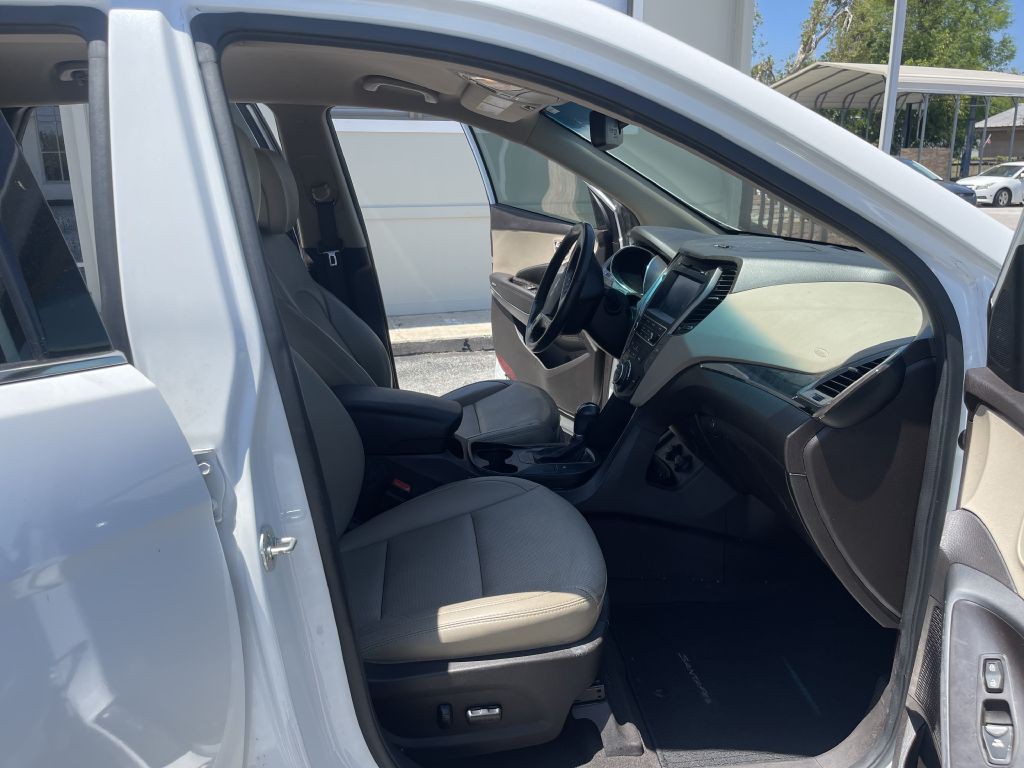 2017 Hyundai Santa Fe Sport Image 12