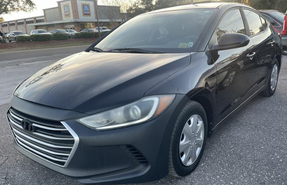 2017 Hyundai Elantra Image 4