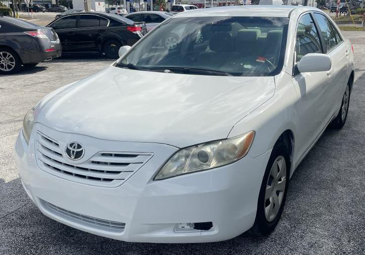 2008 Toyota Camry Image 1