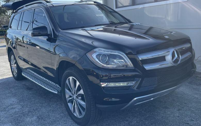 2015 Mercedes-Benz GL-Class Image 3