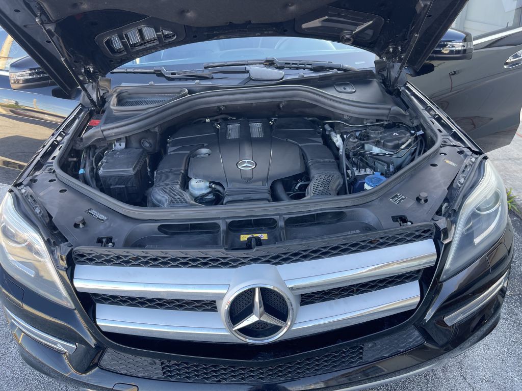 2015 Mercedes-Benz GL-Class Image 5