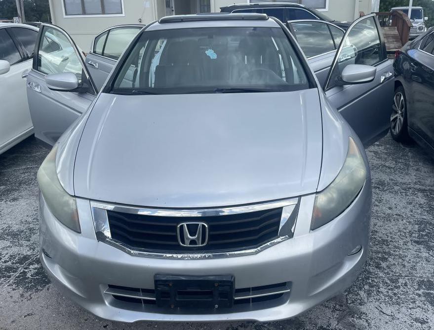 2009 Honda Accord Image 4