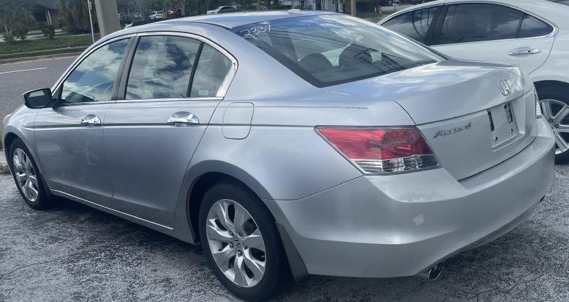2009 Honda Accord Image 5