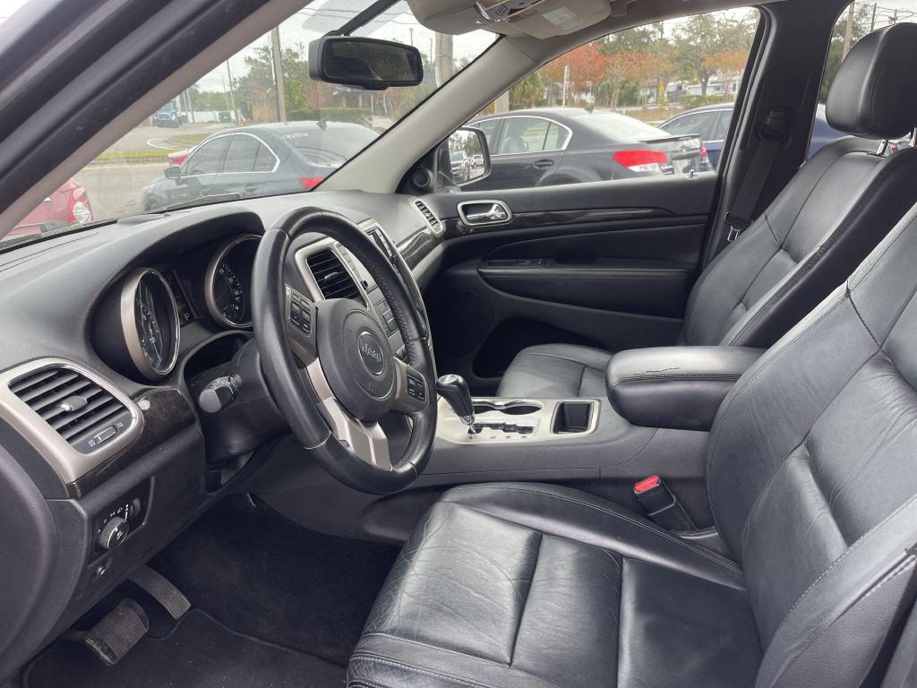 2013 Jeep Grand Cherokee Image 8