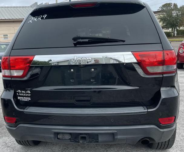 2013 Jeep Grand Cherokee Image 14