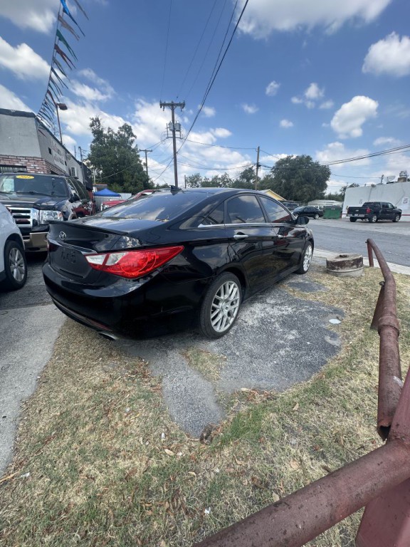 2013 Hyundai Sonata Image 4
