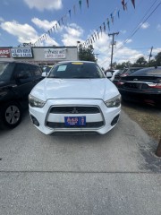 Image for 2014 Mitsubishi Outlander ES ID: 5614071
