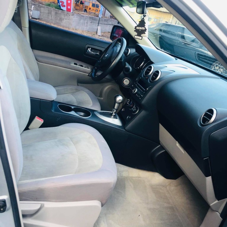 2009 Nissan Rogue Image 9