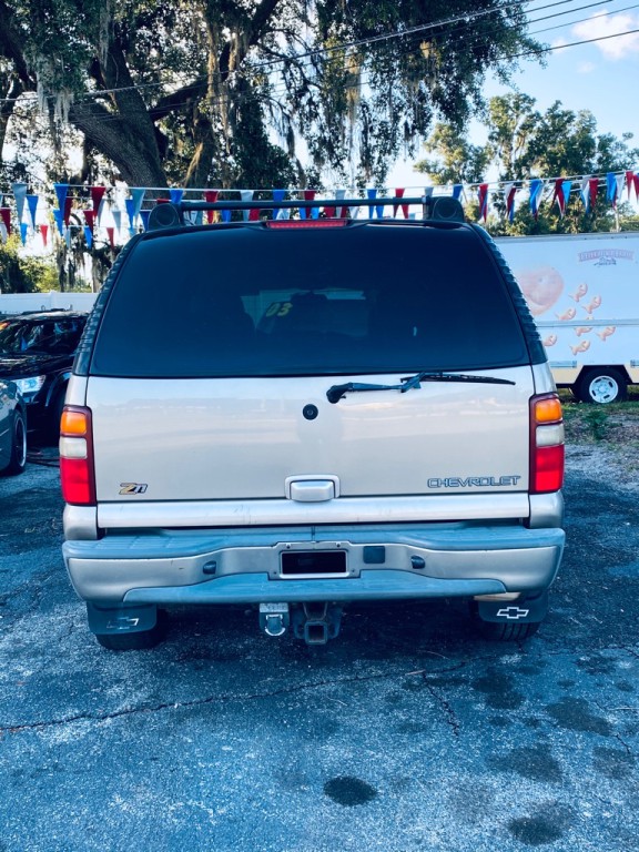 2003 Chevrolet Tahoe Image 6