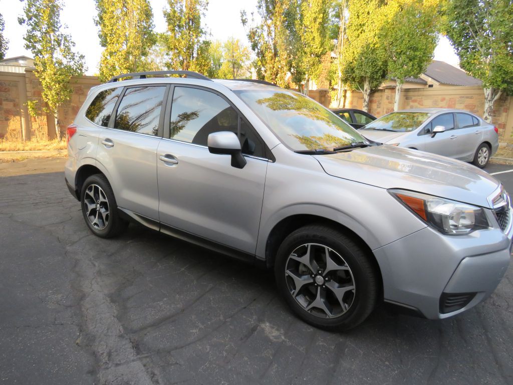 2015 Subaru Forester Image 2