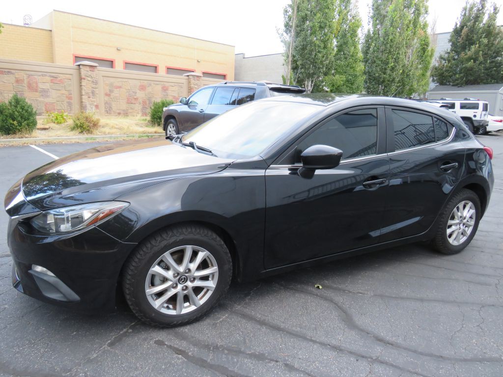 2016 Mazda Mazda3 Image 4