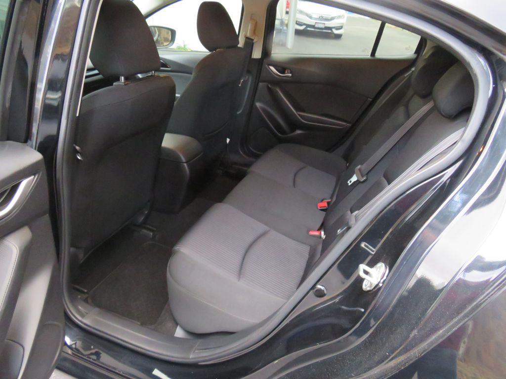 2016 Mazda Mazda3 Image 13