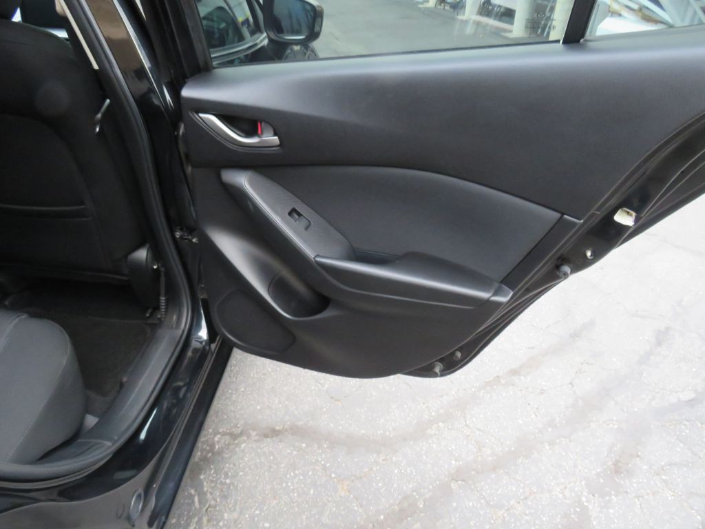 2016 Mazda Mazda3 Image 14