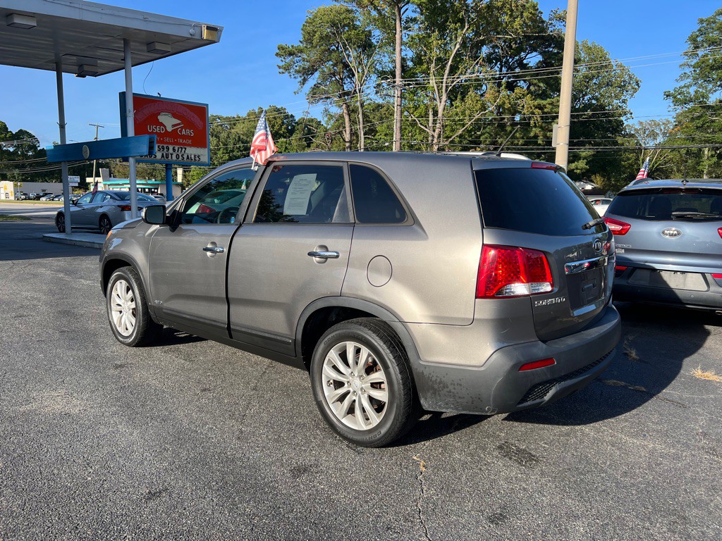 2011 Kia Sorento Image 6