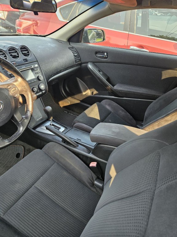 2010 Nissan Altima Image 6