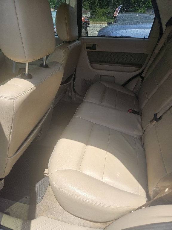 2012 Ford Escape Image 17