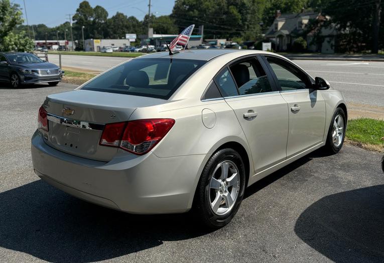 2014 Chevrolet Cruze Image 9