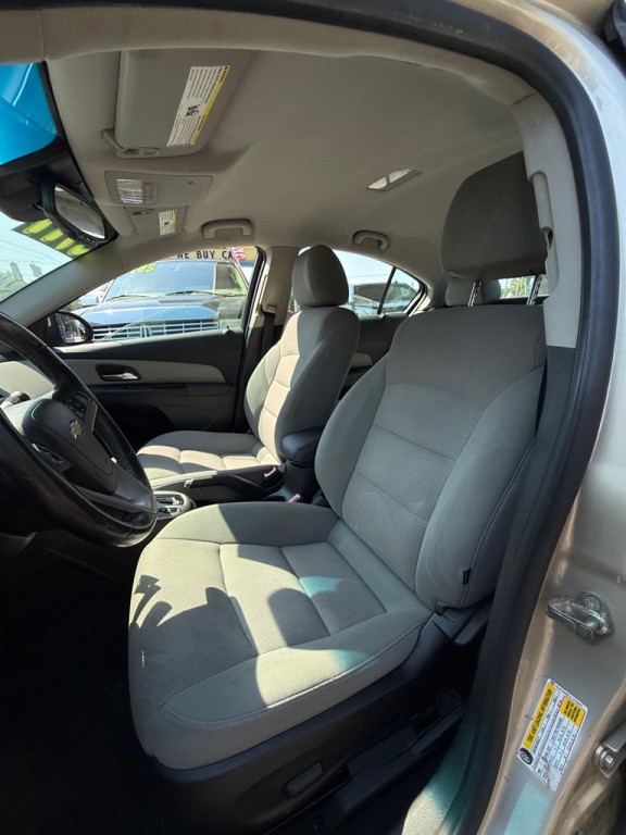 2014 Chevrolet Cruze Image 17
