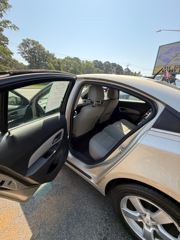 2014 Chevrolet Cruze Image 19