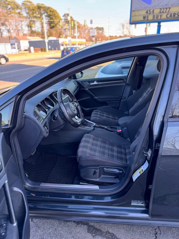 2016 Volkswagen GTI Image 7